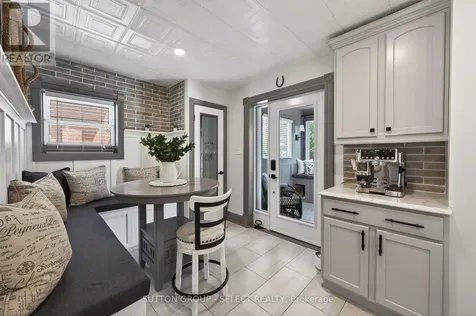 28 Wellington Street St. Thomas ON N5R 2P4
