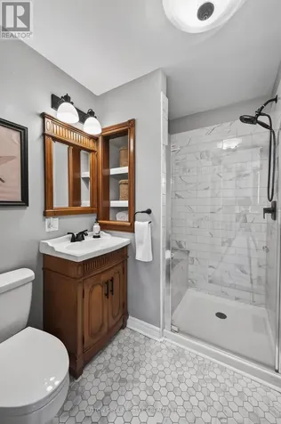 28 Wellington Street St. Thomas ON N5R 2P4