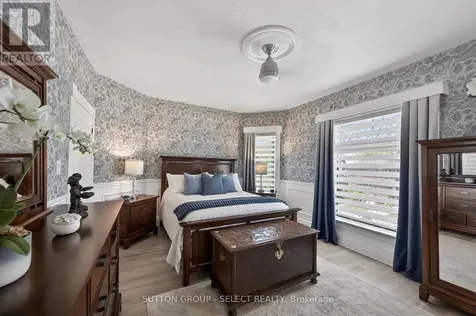 28 Wellington Street St. Thomas ON N5R 2P4