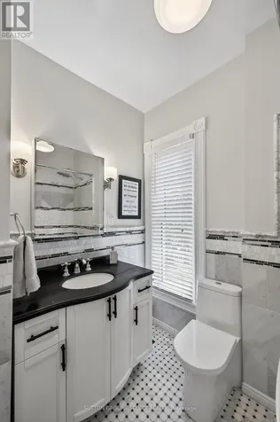 28 Wellington Street St. Thomas ON N5R 2P4