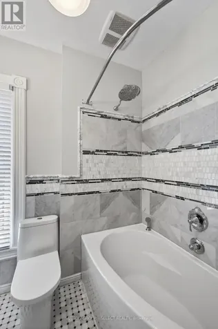 28 Wellington Street St. Thomas ON N5R 2P4