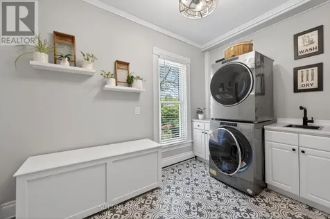 28 Wellington Street St. Thomas ON N5R 2P4