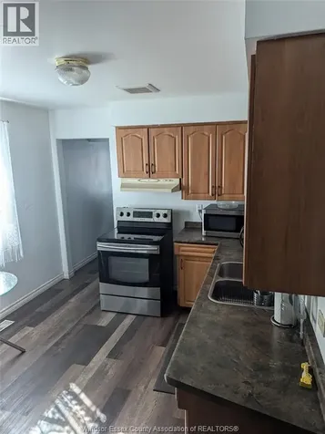 856 Pillette Road Windsor ON N8Y 3B5