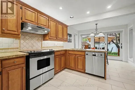6115 Voyageur Drive Ottawa ON K1C 2X5