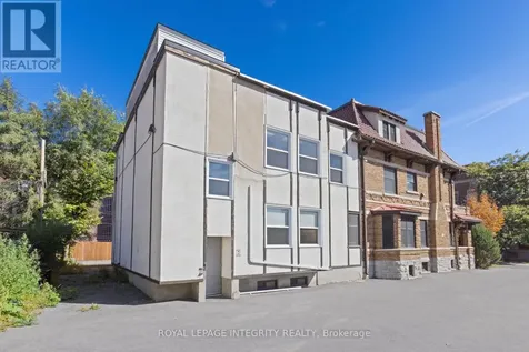 307 Gilmour Street Ottawa ON K2P 0P7