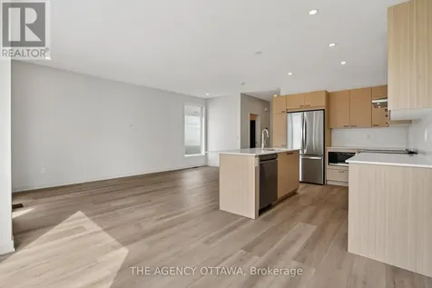 3061 Showcase Crescent Ottawa ON K4M 0S1