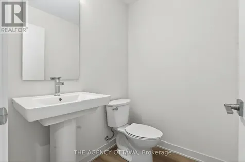 3061 Showcase Crescent Ottawa ON K4M 0S1