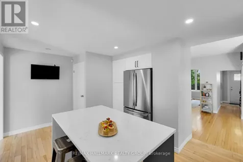 218 Carruthers Avenue Ottawa ON K1Y 1N6