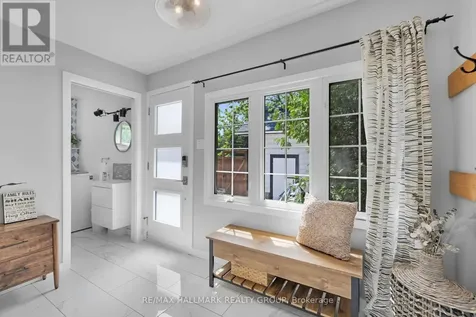 218 Carruthers Avenue Ottawa ON K1Y 1N6