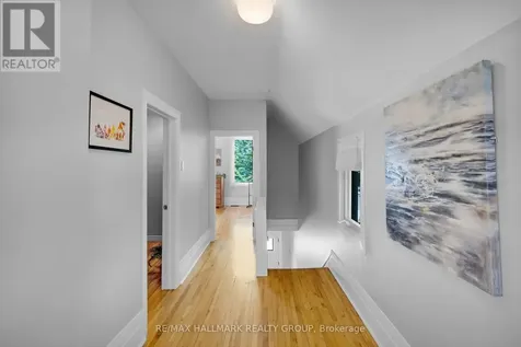 218 Carruthers Avenue Ottawa ON K1Y 1N6