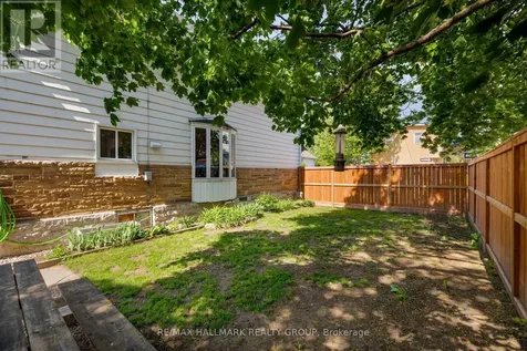 218 Carruthers Avenue Ottawa ON K1Y 1N6