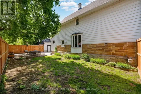 218 Carruthers Avenue Ottawa ON K1Y 1N6