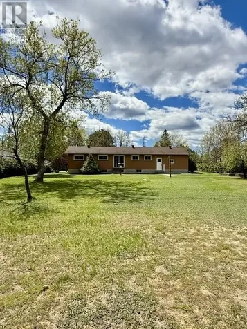 190 Government Road West Massey ON P0P 1P0