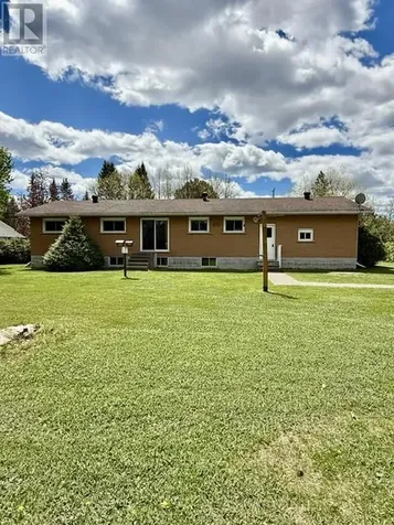 190 Government Road West Massey ON P0P 1P0