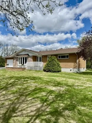 190 Government Road West Massey ON P0P 1P0