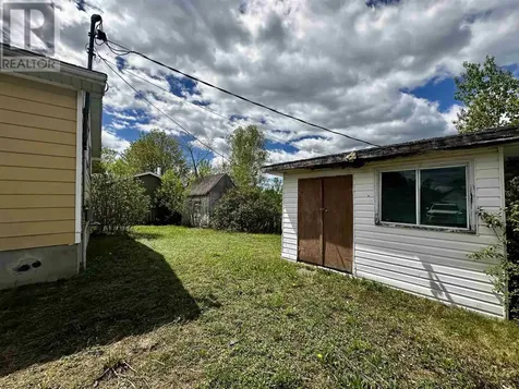 12 Lauzon Crescent Elliot Lake ON P5A 1J1
