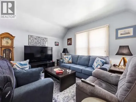394 Palmerston Street South Sarnia ON N7T 3P2