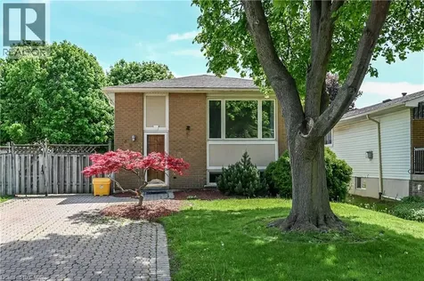 68 Duncairn Crescent Hamilton ON L9C 6G1