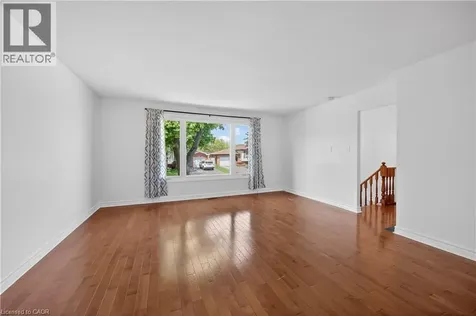 68 Duncairn Crescent Hamilton ON L9C 6G1