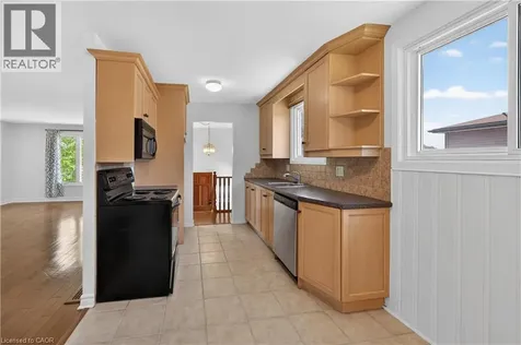 68 Duncairn Crescent Hamilton ON L9C 6G1