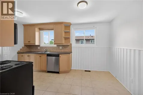 68 Duncairn Crescent Hamilton ON L9C 6G1