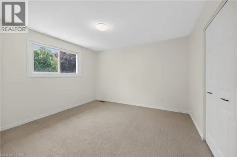 68 Duncairn Crescent Hamilton ON L9C 6G1