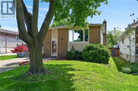 68 Duncairn Crescent Hamilton ON L9C 6G1