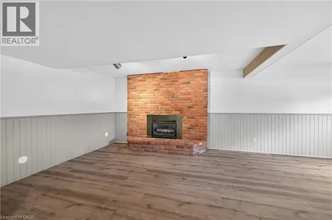 68 Duncairn Crescent Hamilton ON L9C 6G1