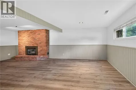 68 Duncairn Crescent Hamilton ON L9C 6G1