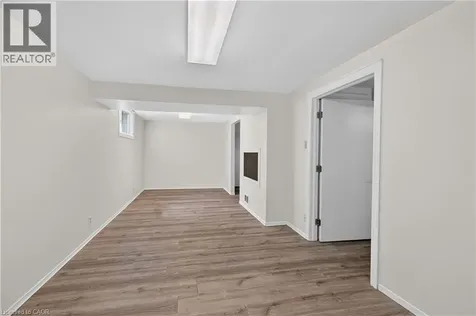 68 Duncairn Crescent Hamilton ON L9C 6G1