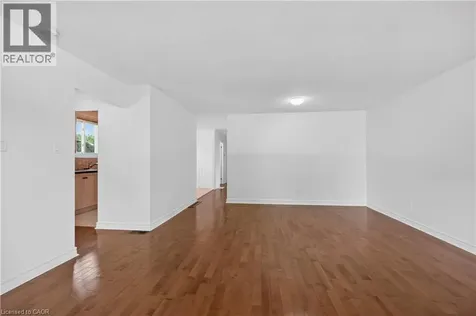 68 Duncairn Crescent Hamilton ON L9C 6G1