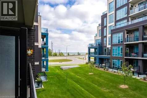 10 Concord Place Grimsby ON L3M 0G6