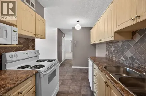 700 Dynes Road Burlington ON L7N 3M2