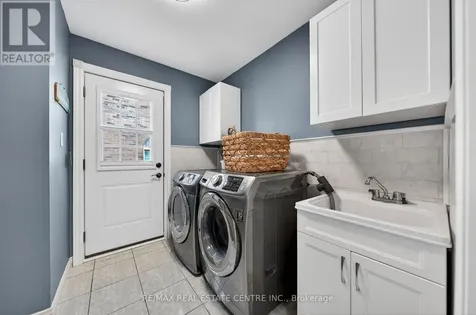 111 Hume Drive Cambridge ON N1T 1N3