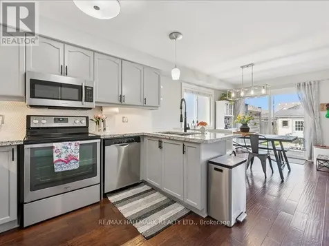 43 Schiedel Drive Guelph (victoria North) ON N1E 7M3