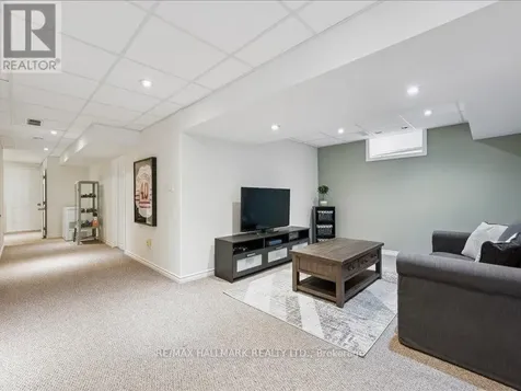 43 Schiedel Drive Guelph (victoria North) ON N1E 7M3