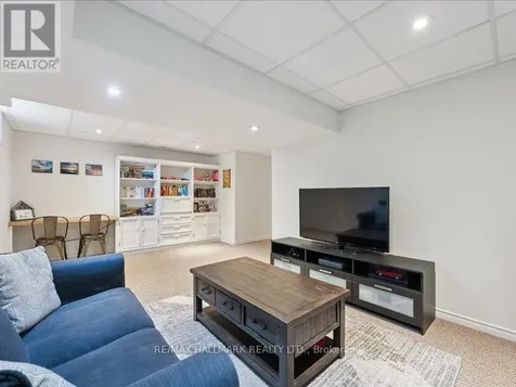 43 Schiedel Drive Guelph (victoria North) ON N1E 7M3