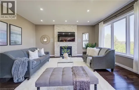 264 Evens Pond Crescent Kitchener ON N2R 0B8