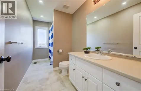 264 Evens Pond Crescent Kitchener ON N2R 0B8