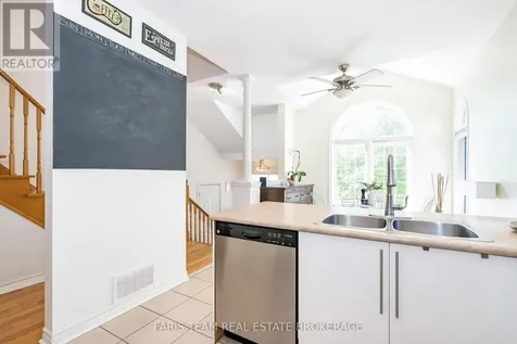 103 41st Street South Wasaga Beach ON L9Z 3B6