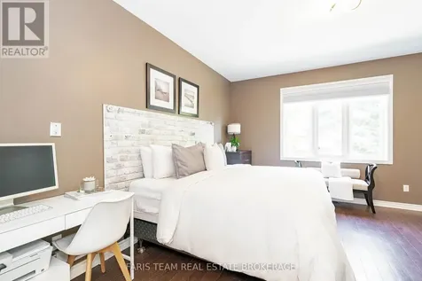103 41st Street South Wasaga Beach ON L9Z 3B6
