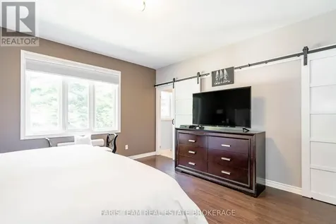 103 41st Street South Wasaga Beach ON L9Z 3B6