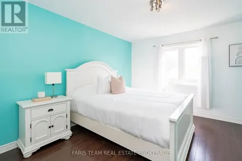 103 41st Street South Wasaga Beach ON L9Z 3B6