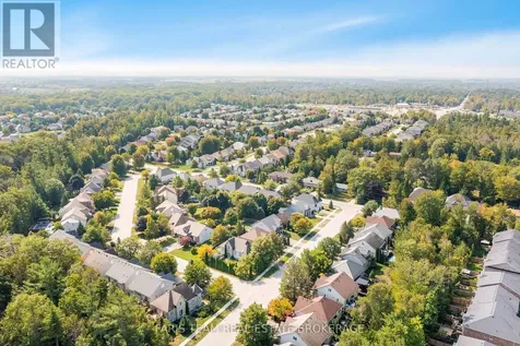 103 41st Street South Wasaga Beach ON L9Z 3B6