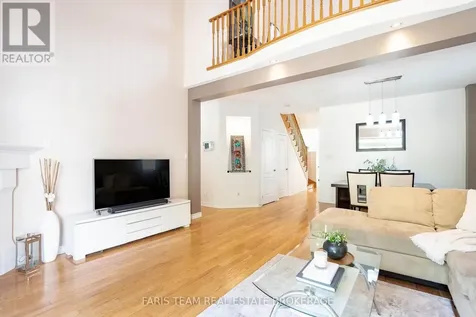 103 41st Street South Wasaga Beach ON L9Z 3B6