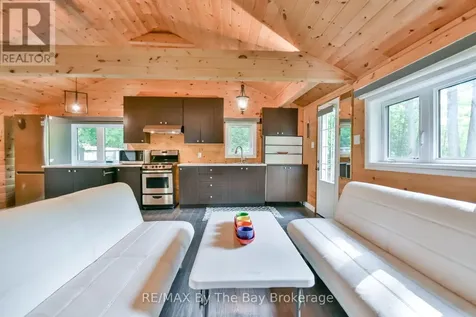578 Oxbow Park Drive Wasaga Beach ON L9Z 2T8