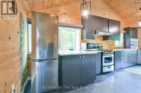578 Oxbow Park Drive Wasaga Beach ON L9Z 2T8