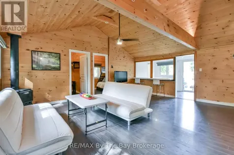 578 Oxbow Park Drive Wasaga Beach ON L9Z 2T8