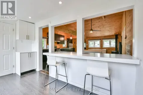 578 Oxbow Park Drive Wasaga Beach ON L9Z 2T8
