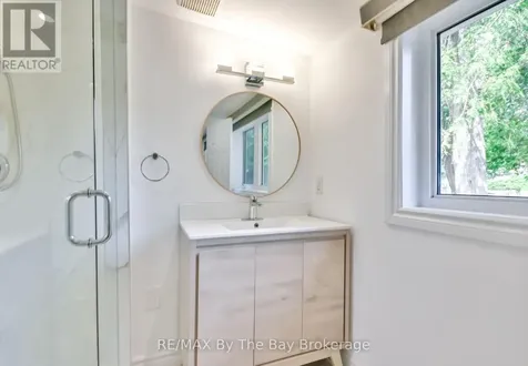 578 Oxbow Park Drive Wasaga Beach ON L9Z 2T8